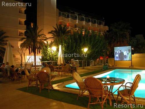 Karen Hotel 18